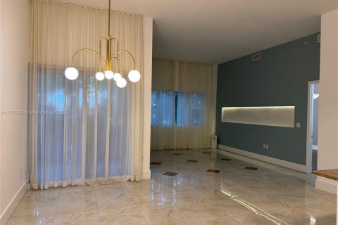 Condo in Aventura, Florida, 3 bedrooms  № 1976288 - photo 4