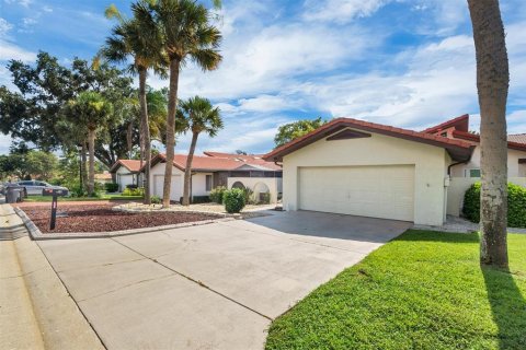 House in Lake Wales, Florida 2 bedrooms, 141.77 sq.m. № 2199676 - photo 6