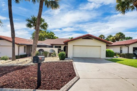 Villa ou maison à Lake Wales, Floride 2 chambres, 141.77 m2 № 2199676