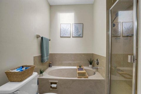 House in Lake Wales, Florida 2 bedrooms, 141.77 sq.m. № 2199676 - photo 29