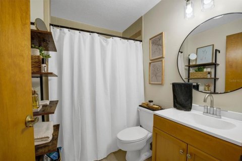House in Lake Wales, Florida 2 bedrooms, 141.77 sq.m. № 2199676 - photo 22
