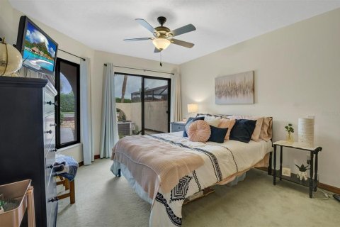 House in Lake Wales, Florida 2 bedrooms, 141.77 sq.m. № 2199676 - photo 24