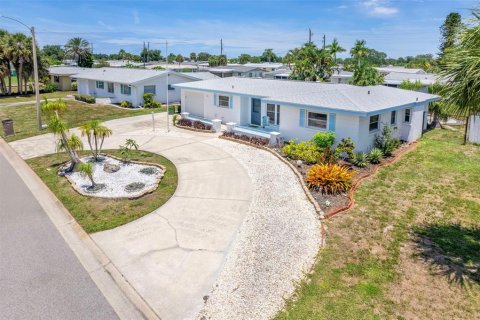 Villa ou maison à vendre à Venice, Floride: 2 chambres, 134.89 m2 № 2149902 - photo 5