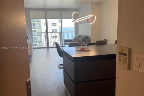 Copropriété à vendre à Miami, Floride: 1 chambre, 73.49 m2 № 1836228 - photo 4