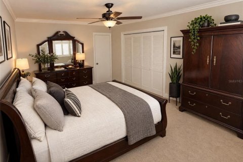Villa ou maison à vendre à Tampa, Floride: 3 chambres, 230.4 m2 № 2425565 - photo 8