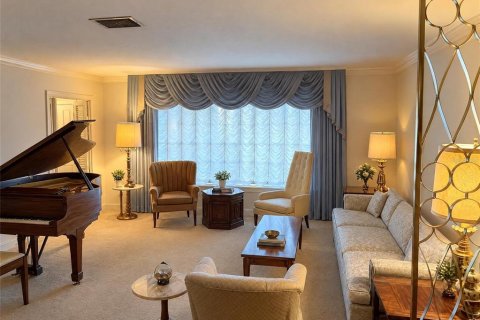Villa ou maison à vendre à Tampa, Floride: 3 chambres, 230.4 m2 № 2425565 - photo 2