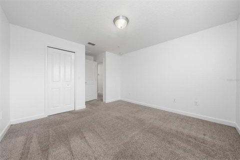 Townhouse in STOREY PARK in Orlando, Florida 4 bedrooms, 184.13 sq.m. № 2232177 - photo 25