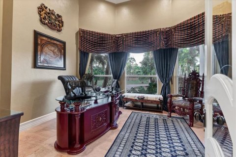 Casa en venta en North Port, Florida, 6 dormitorios, 793.48 m2 № 2106282 - foto 8