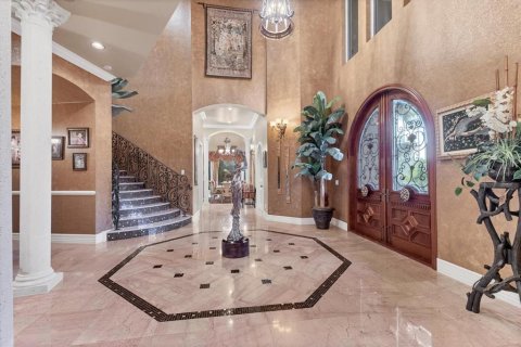 Casa en venta en North Port, Florida, 6 dormitorios, 793.48 m2 № 2106282 - foto 11