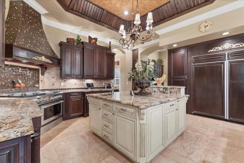 Casa en venta en North Port, Florida, 6 dormitorios, 793.48 m2 № 2106282 - foto 3