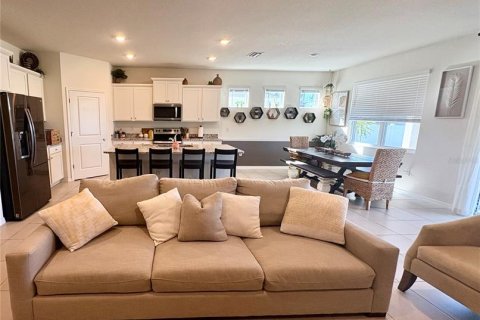 Villa ou maison à vendre à Riverview, Floride: 4 chambres, 190.08 m2 № 2144882 - photo 4