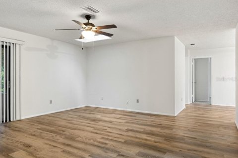 Casa en alquiler en Orange City, Florida, 3 dormitorios, 123.56 m2 № 1843508 - foto 2
