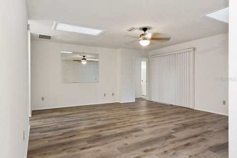 Casa en alquiler en Orange City, Florida, 3 dormitorios, 123.56 m2 № 1843508 - foto 4