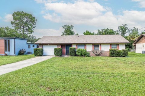 Casa en alquiler en Orange City, Florida, 3 dormitorios, 123.56 m2 № 1843508 - foto 1