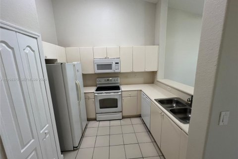 Condominio en venta en Homestead, Florida, 3 dormitorios, 109.81 m2 № 2012002 - foto 8