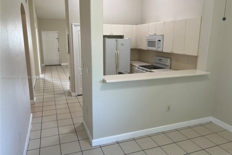 Condominio en venta en Homestead, Florida, 3 dormitorios, 109.81 m2 № 2012002 - foto 12