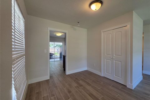 Apartment in Port Charlotte, Florida 2 bedrooms, 83.61 sq.m. № 2095623 - photo 12