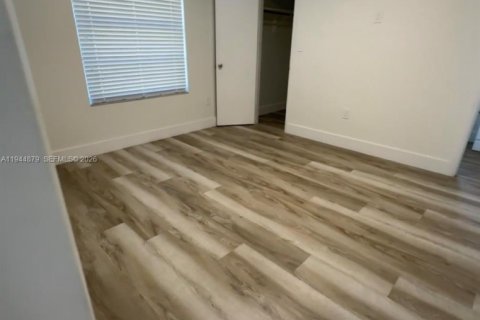 Купить коммерческую недвижимость в Майами, Флорида 263.75м2, № 2001495 - фото 11