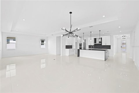 Villa ou maison à vendre à Lady Lake, Floride: 3 chambres, 237.27 m2 № 2148648 - photo 10