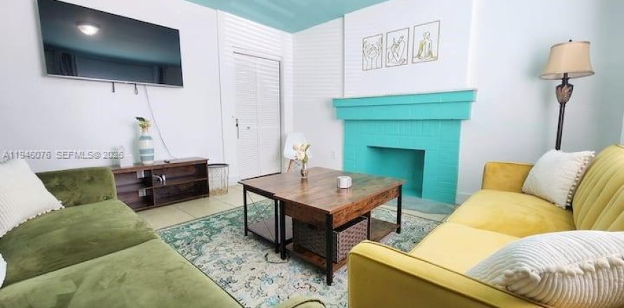 Casa en Miami, Florida 4 dormitorios, 203.18 m2 № 2002636