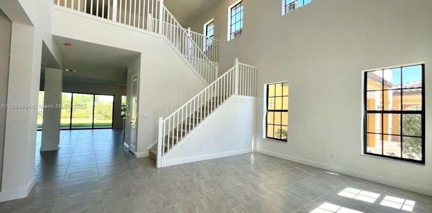 House in Parkland, Florida 5 bedrooms, 395.3 sq.m. № 1945151