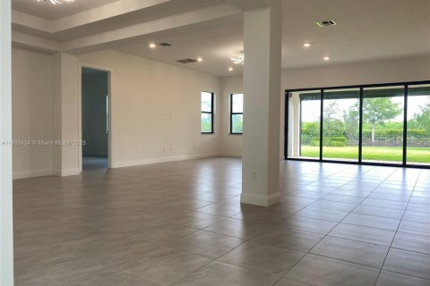 House in Parkland, Florida 5 bedrooms, 395.3 sq.m. № 1945151 - photo 8