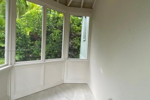 Villa ou maison à louer à Miami, Floride: 4 chambres № 1943521 - photo 14