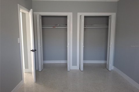 Appartement à louer à Treasure Island, Floride: 1 chambre, 78.97 m2 № 2232921 - photo 11