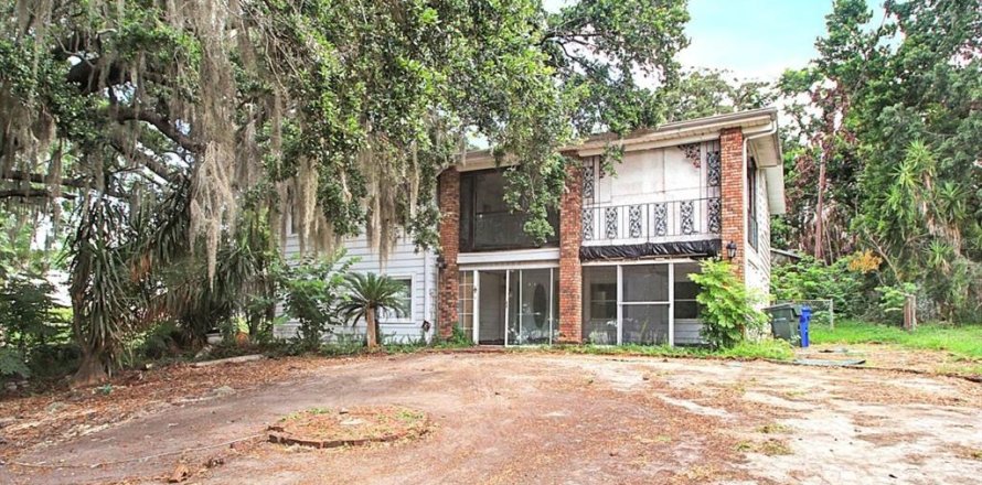 House in Ocoee, Florida 3 bedrooms, 193.42 sq.m. № 2095621