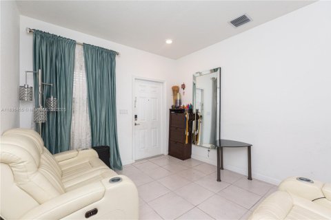 Townhouse in Davie, Florida 3 bedrooms, 149.57 sq.m. № 1950326 - photo 5