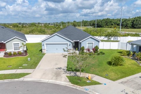 Villa ou maison à vendre à Lakeland, Floride: 3 chambres, 192.68 m2 № 1747242 - photo 2