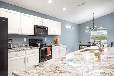 Villa ou maison à vendre à Lakeland, Floride: 3 chambres, 192.68 m2 № 1747242 - photo 20