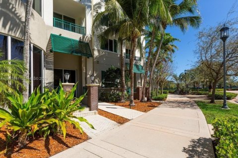 Condo in Plantation, Florida, 2 bedrooms  № 2043046 - photo 29