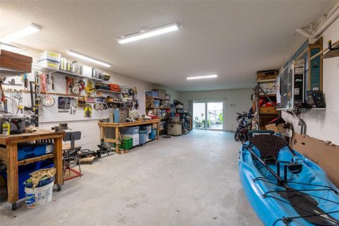 Townhouse in Saint Pete Beach, Florida 3 bedrooms, 190.45 sq.m. № 1540173 - photo 29