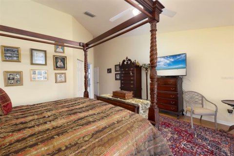 Townhouse in Saint Pete Beach, Florida 3 bedrooms, 190.45 sq.m. № 1540173 - photo 24
