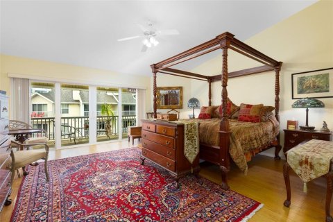 Townhouse in Saint Pete Beach, Florida 3 bedrooms, 190.45 sq.m. № 1540173 - photo 22