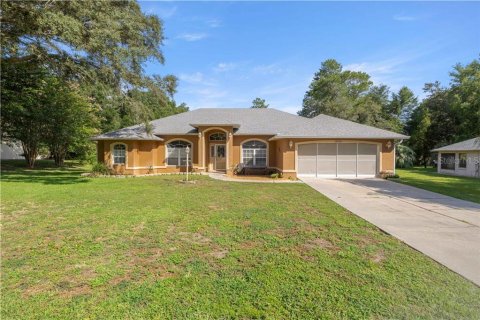 Villa ou maison à Ocala, Floride 3 chambres № 2405037
