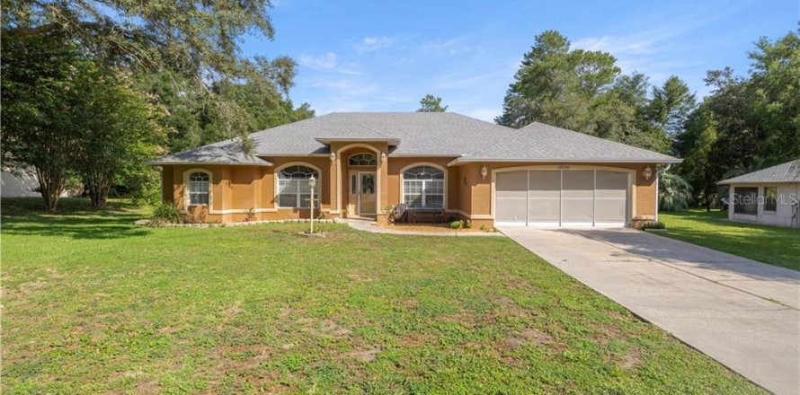 Villa ou maison à Ocala, Floride 3 chambres № 2405037