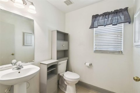 Casa en venta en Kissimmee, Florida, 4 dormitorios, 239.5 m2 № 1657814 - foto 24