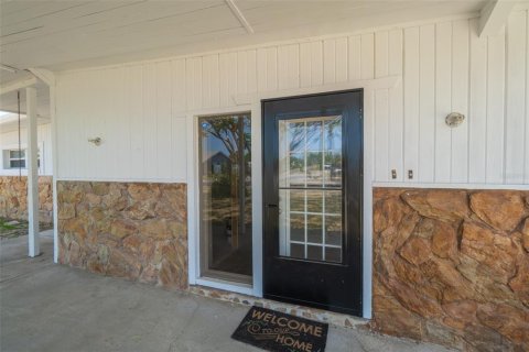 House in Merrit Island, Florida 4 bedrooms, 119.1 sq.m. № 1685131 - photo 5