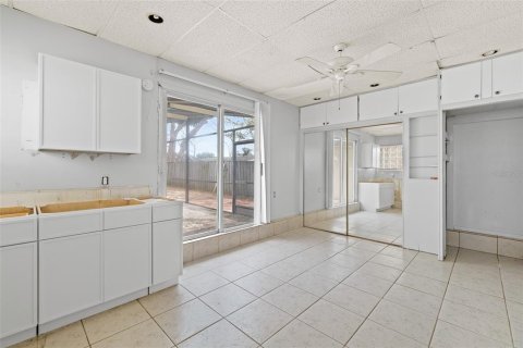 House in Merrit Island, Florida 4 bedrooms, 119.1 sq.m. № 1685131 - photo 30