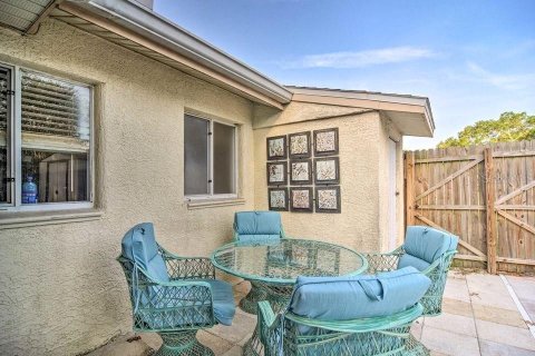 Duplex à vendre à Clearwater, Floride: 3 chambres, 137.68 m2 № 1880515 - photo 30