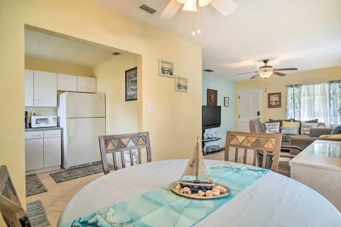 Duplex à vendre à Clearwater, Floride: 3 chambres, 137.68 m2 № 1880515 - photo 12