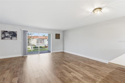 Condominio en venta en Sarasota, Florida, 2 dormitorios, 90.77 m2 № 2142201 - foto 9