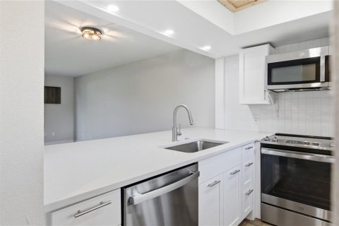 Condominio en venta en Sarasota, Florida, 2 dormitorios, 90.77 m2 № 2142201 - foto 5
