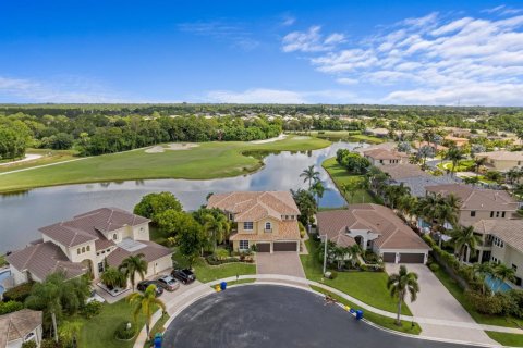 Casa en venta en Royal Palm Beach, Florida, 5 dormitorios, 396.41 m2 № 2186742 - foto 9