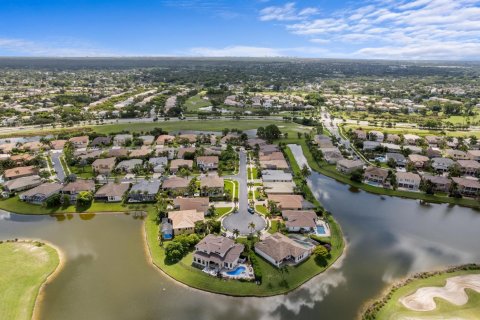 Casa en venta en Royal Palm Beach, Florida, 5 dormitorios, 396.41 m2 № 2186742 - foto 11
