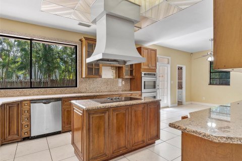 Casa en venta en Palmetto Bay, Florida, 6 dormitorios, 540.32 m2 № 1881584 - foto 18