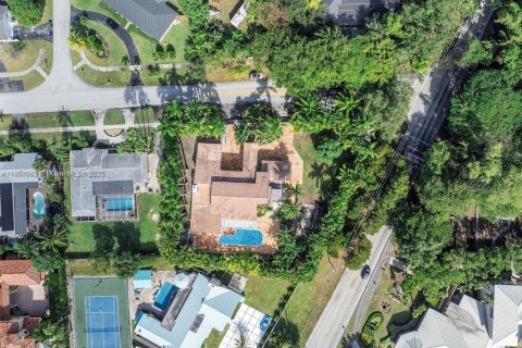 Casa en venta en Palmetto Bay, Florida, 6 dormitorios, 540.32 m2 № 1881584 - foto 7
