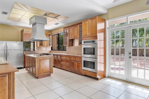 Casa en venta en Palmetto Bay, Florida, 6 dormitorios, 540.32 m2 № 1881584 - foto 17
